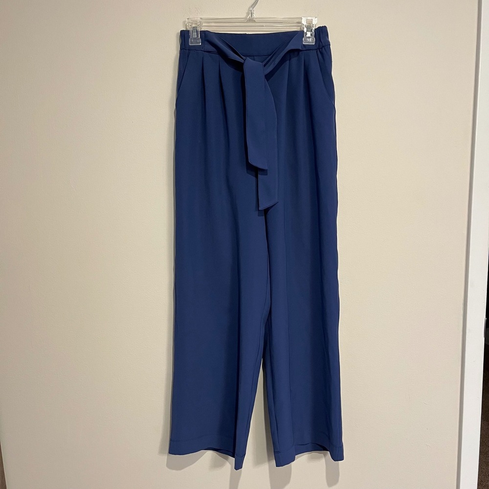 Lululemon Noir Pant Wide Leg Pleated Tie Waist Pull On Blue Size 6 Office Career - Picture 2 of 5